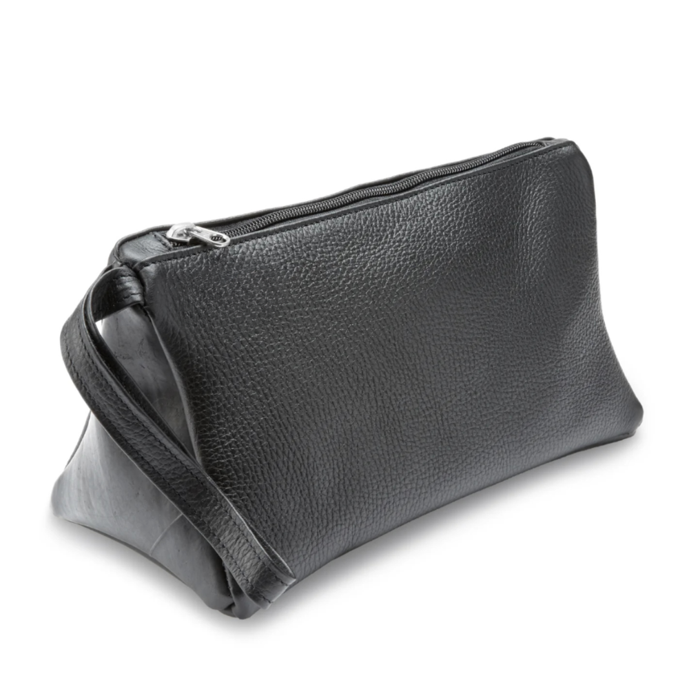 Miina Goods Montaña leather toiletry bag in antique brown leather. 