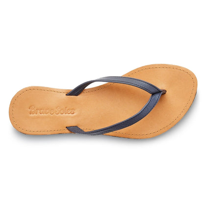 The Miina Paloma Women’s flip flops made with sustainably sourced materials, featuring a stylish and minimalist design, ideal for eco-conscious fashion and comfortable everyday wear.